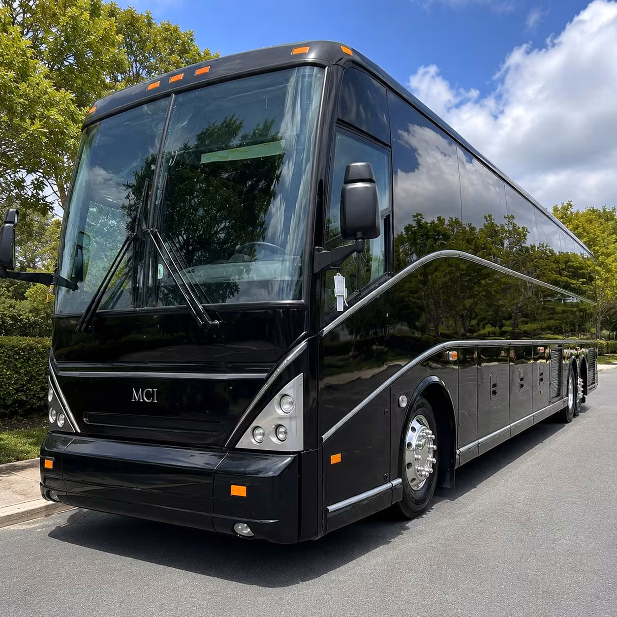 charter buses for richmond sports events and fan groups