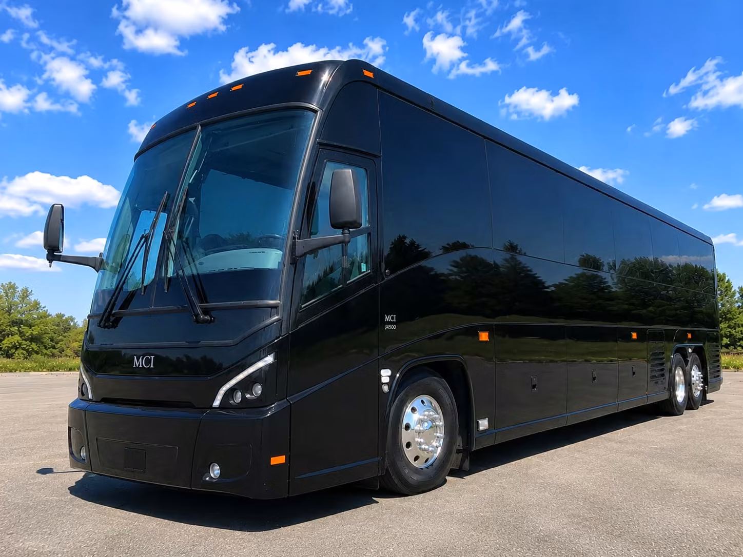 concert nights at allianz amphitheater at riverfront are better with a charter bus