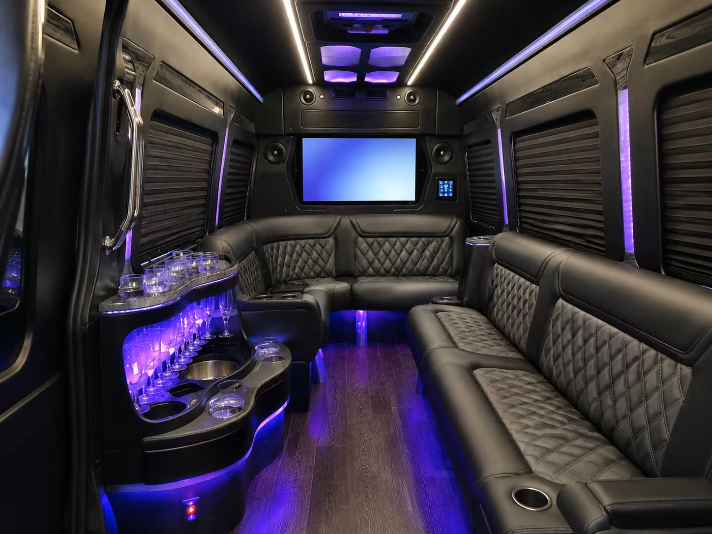 game day bus rentals for university of richmond spiders athletics