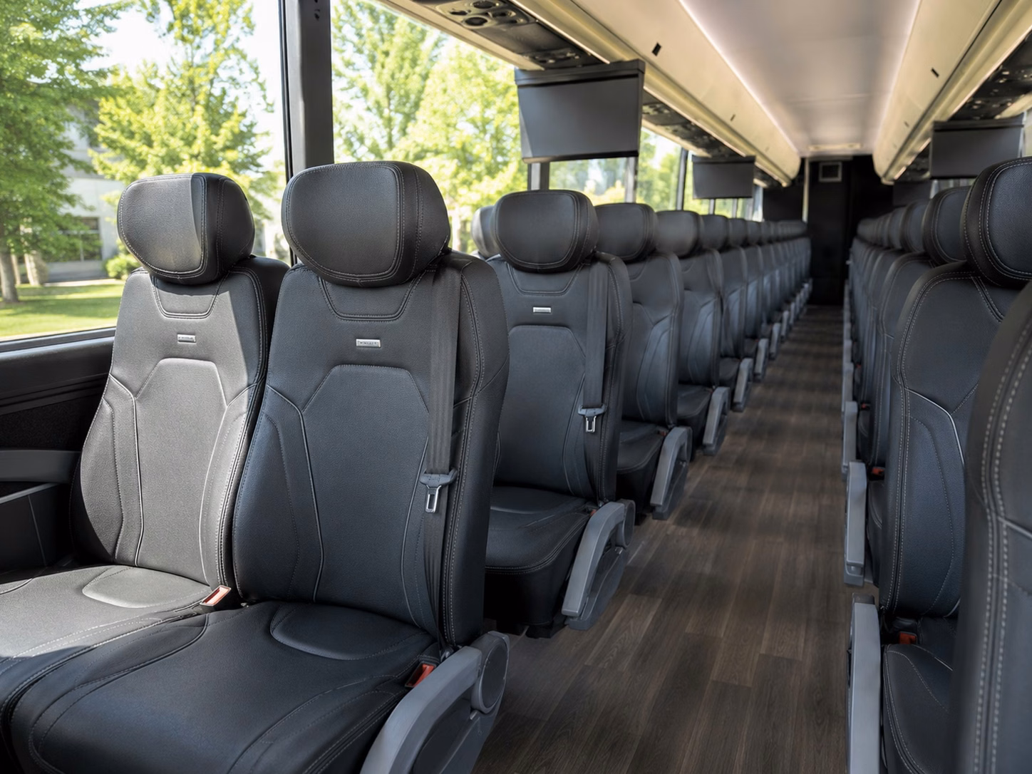 how where and when you re traveling affects richmond bus rental rates